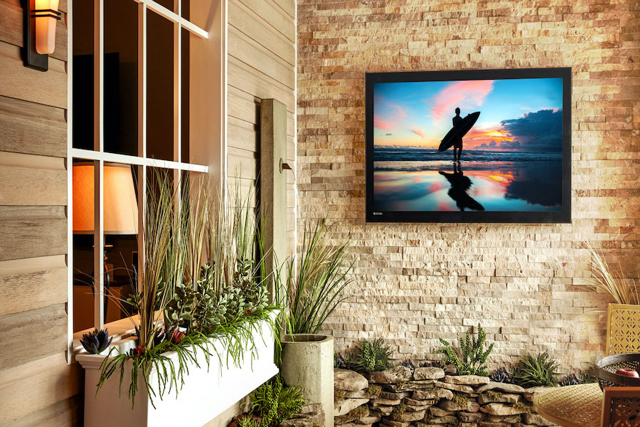 HIGH-END OUTDOOR ENTERTAINMENT BRANDS TO HAVE ON YOUR RADAR